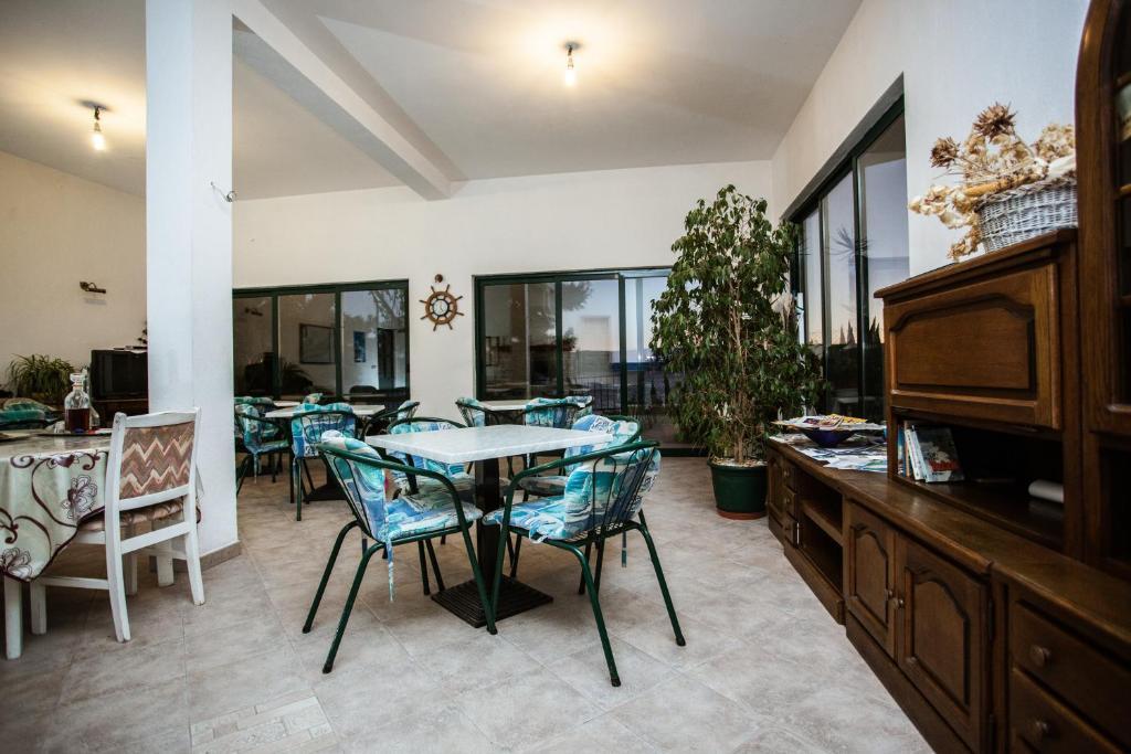 Apartments Agava-Mirjana 오미스 외부 사진